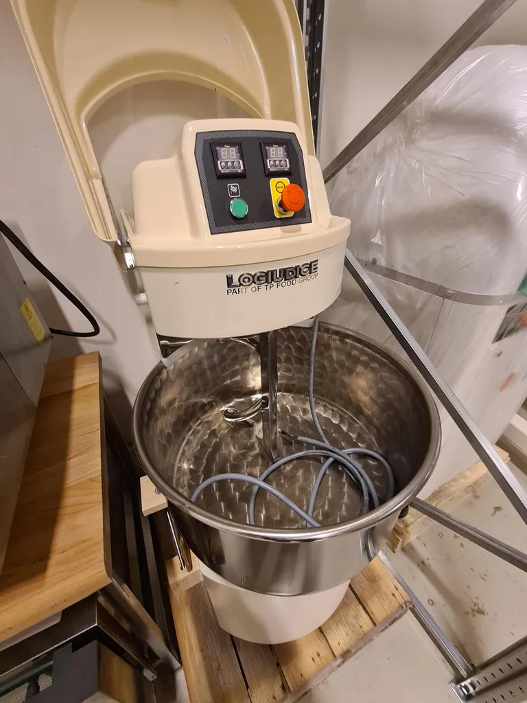 Eltemaskin Logiudice Forni Iris 40kg